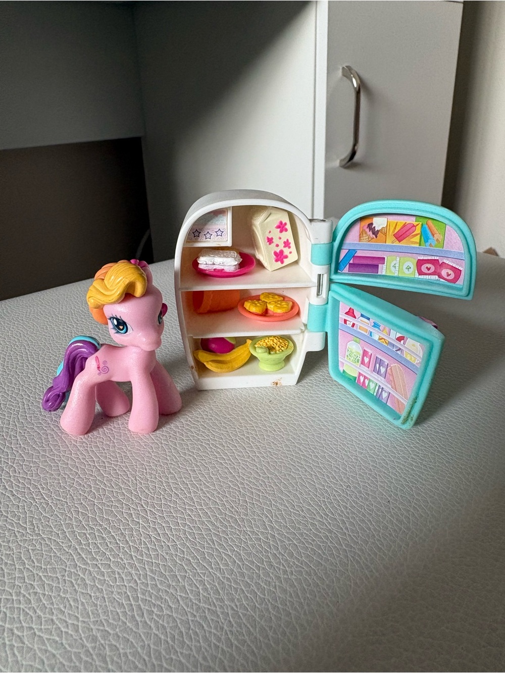 My Little Pony “Treats with Toola Roola”